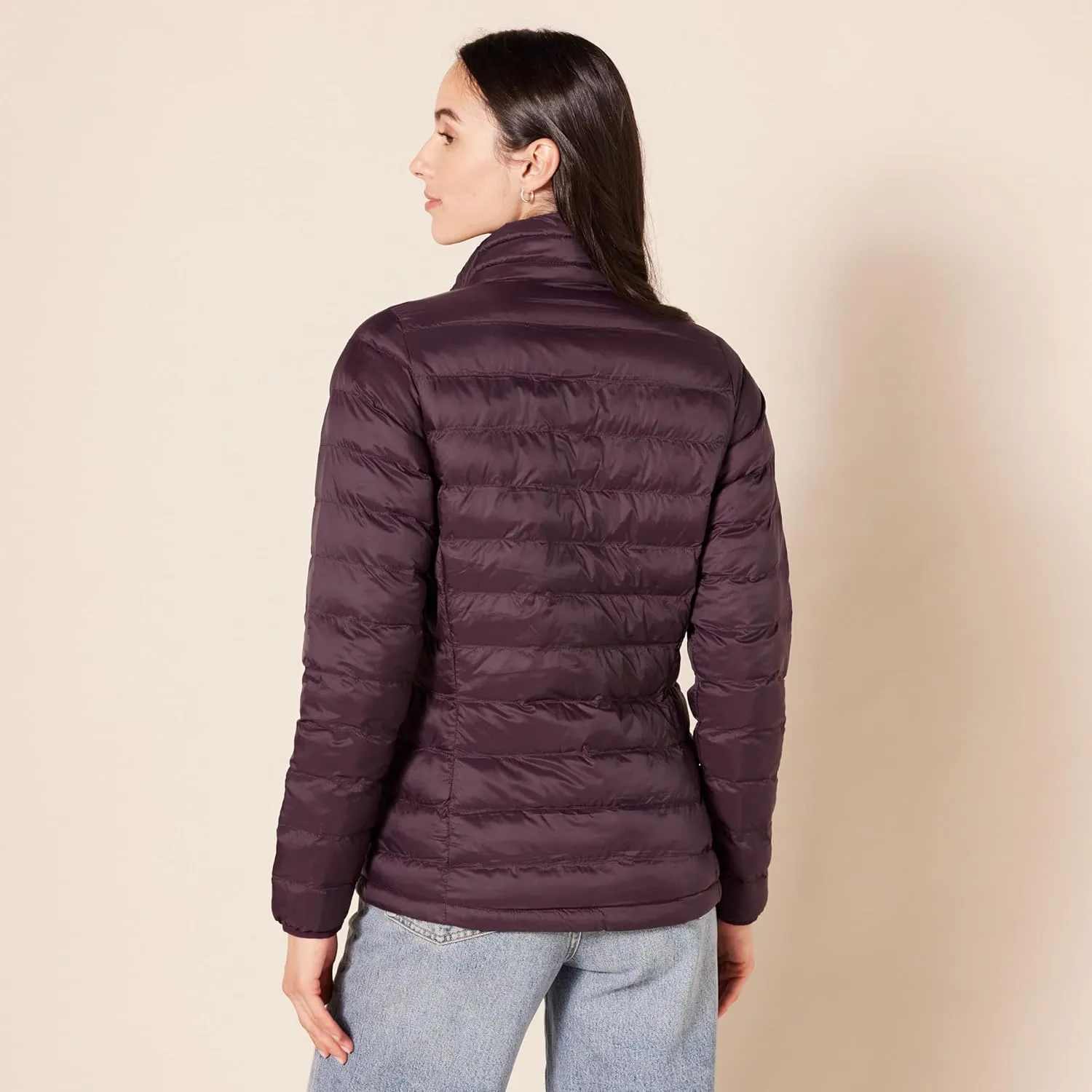 Amazon Essentials Women's Lightweight Water-Resistant Packable Puffer Jacket (Available in Plus Size)