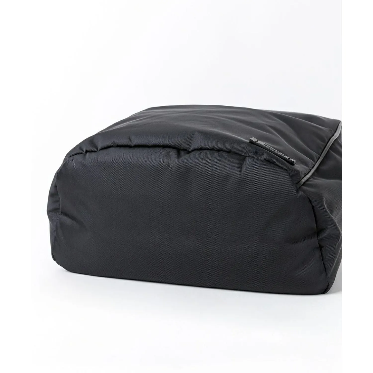 Anello Commute Backpack