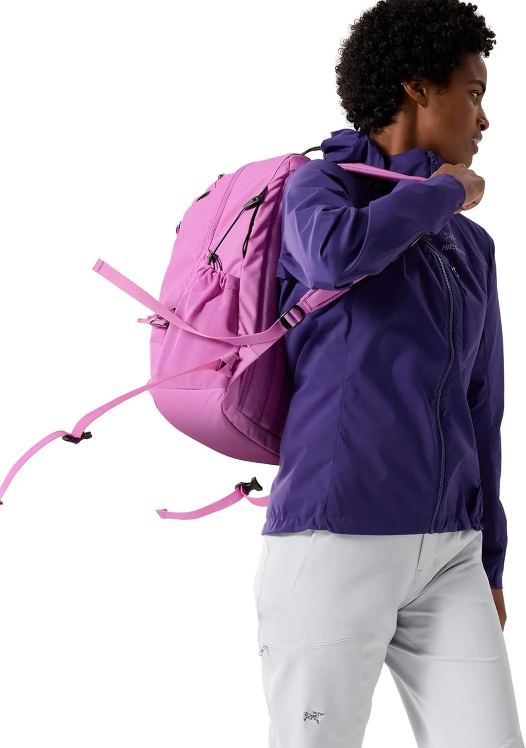 Arc'teryx Mantis 26 Backpack | Highly Versatile 26L Daypack | Alpenglow, One Size
