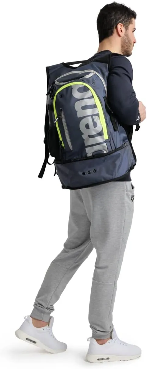 ARENA Unisex Adult Fastpack 3.0 Swim Bag Athlete Sports Backpack Gym Workout Rucksack Wet Gear/Shoes Compartment, 40 Liters