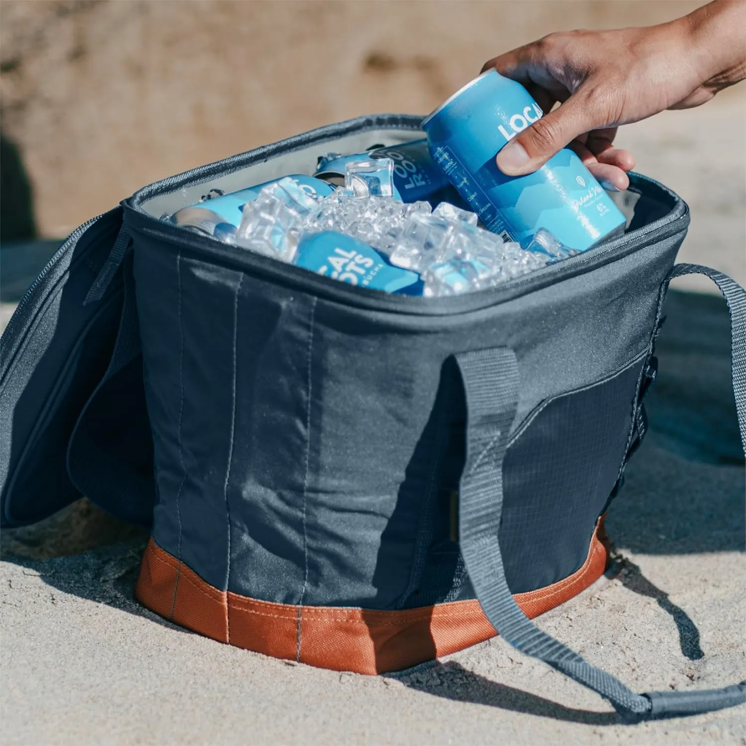 CleverMade Pacifica Collapsible Insulated Cooler Bag – 18 Can Leakproof Soft Cooler for Beach, Travel, Car – Bottle Opener – Ocean