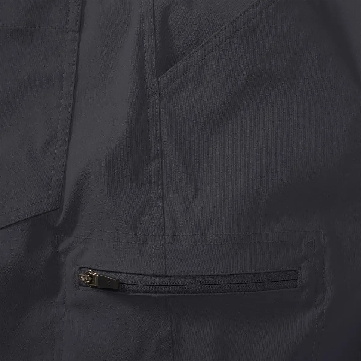 Eddie Bauer Men’s UPF 50  Classic Fit Stretch Lightweight Tech Short