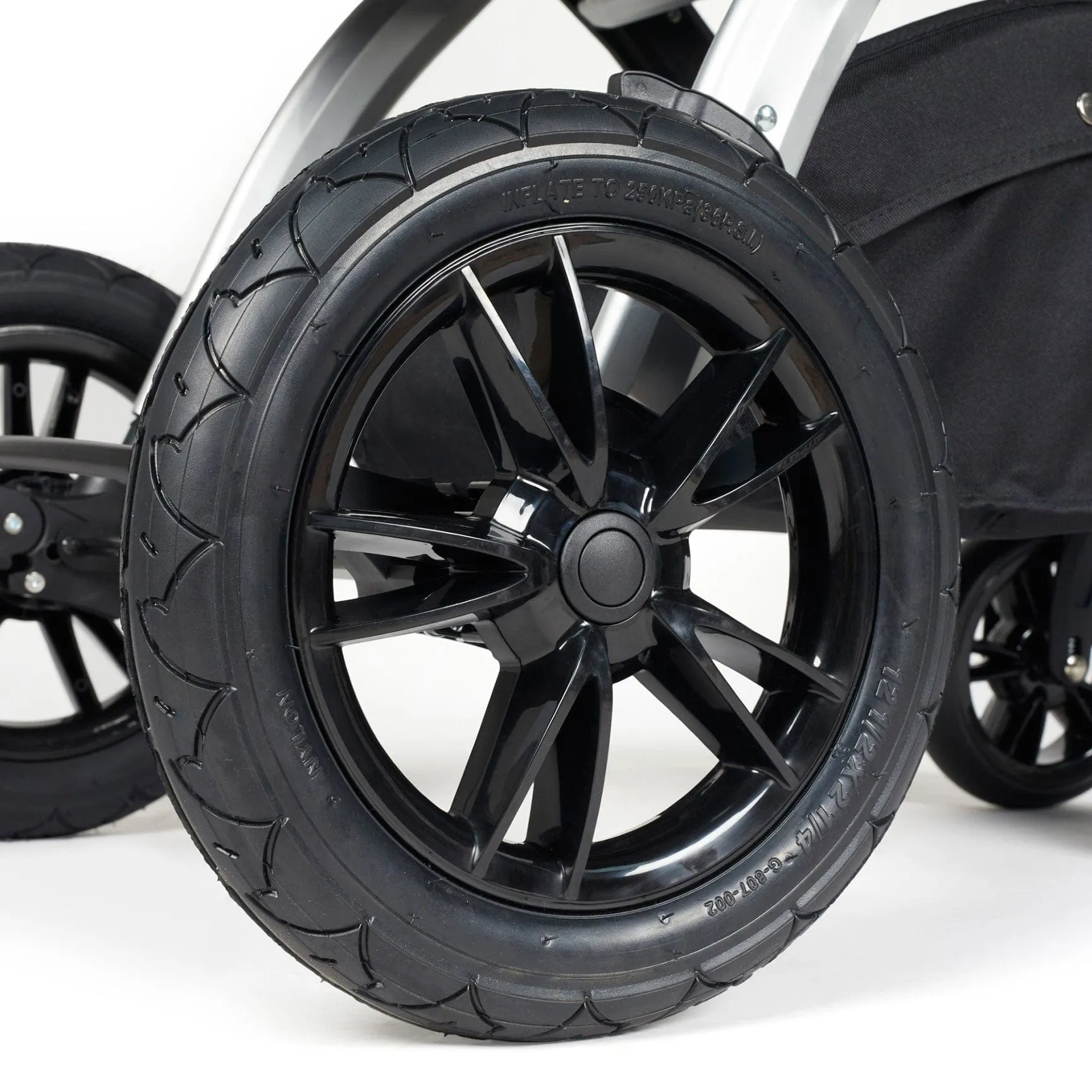 Ickle Bubba Stomp Luxe 2 in 1 Premium Pram - Silver/Desert/Tan