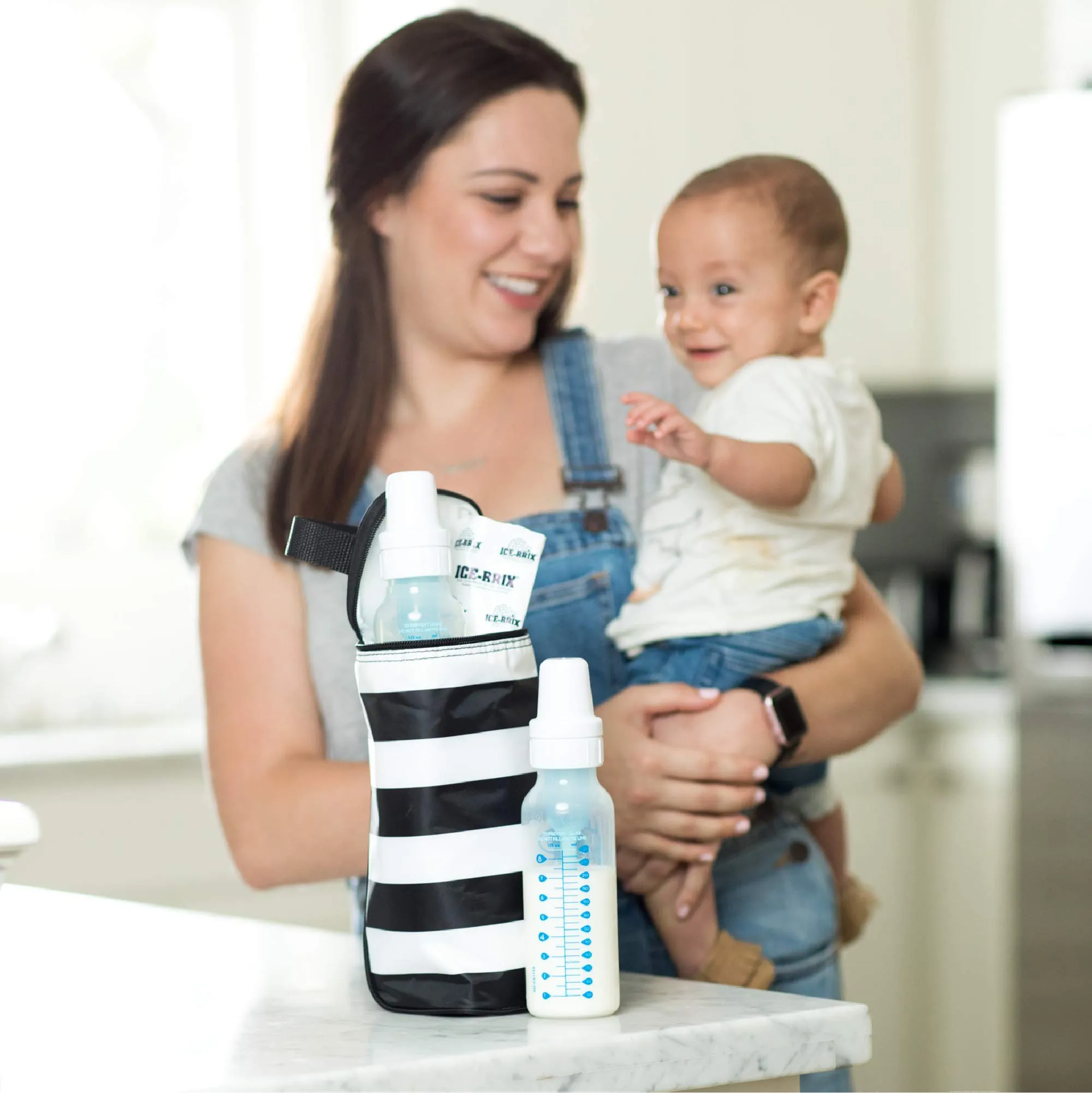 J.L Childress Breastmilk Cooler & Baby Bottle Bag, Insulated & Leak Proof, Ice Pack Included, Single Bottle