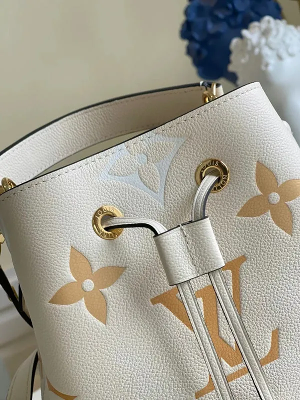LOV2 Bags - Fashion Bags  2525