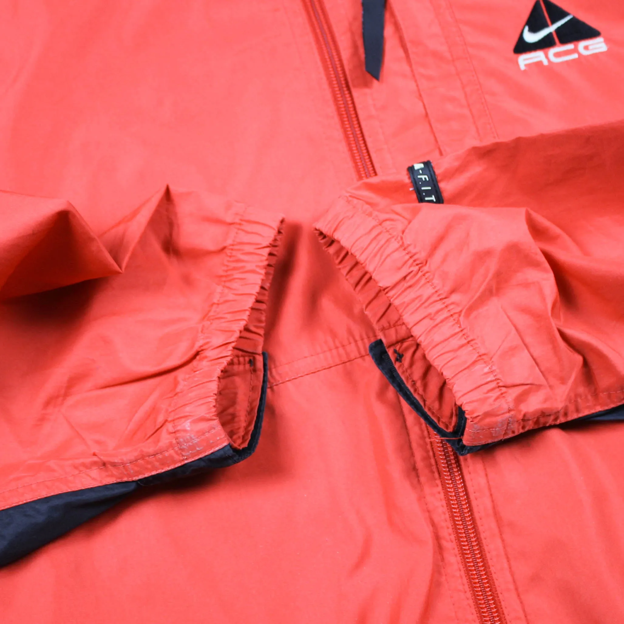 Nike ACG Clima Fit Windbreaker (90s)