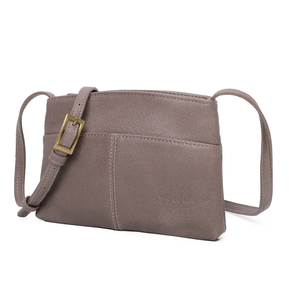 Shoulder pouch