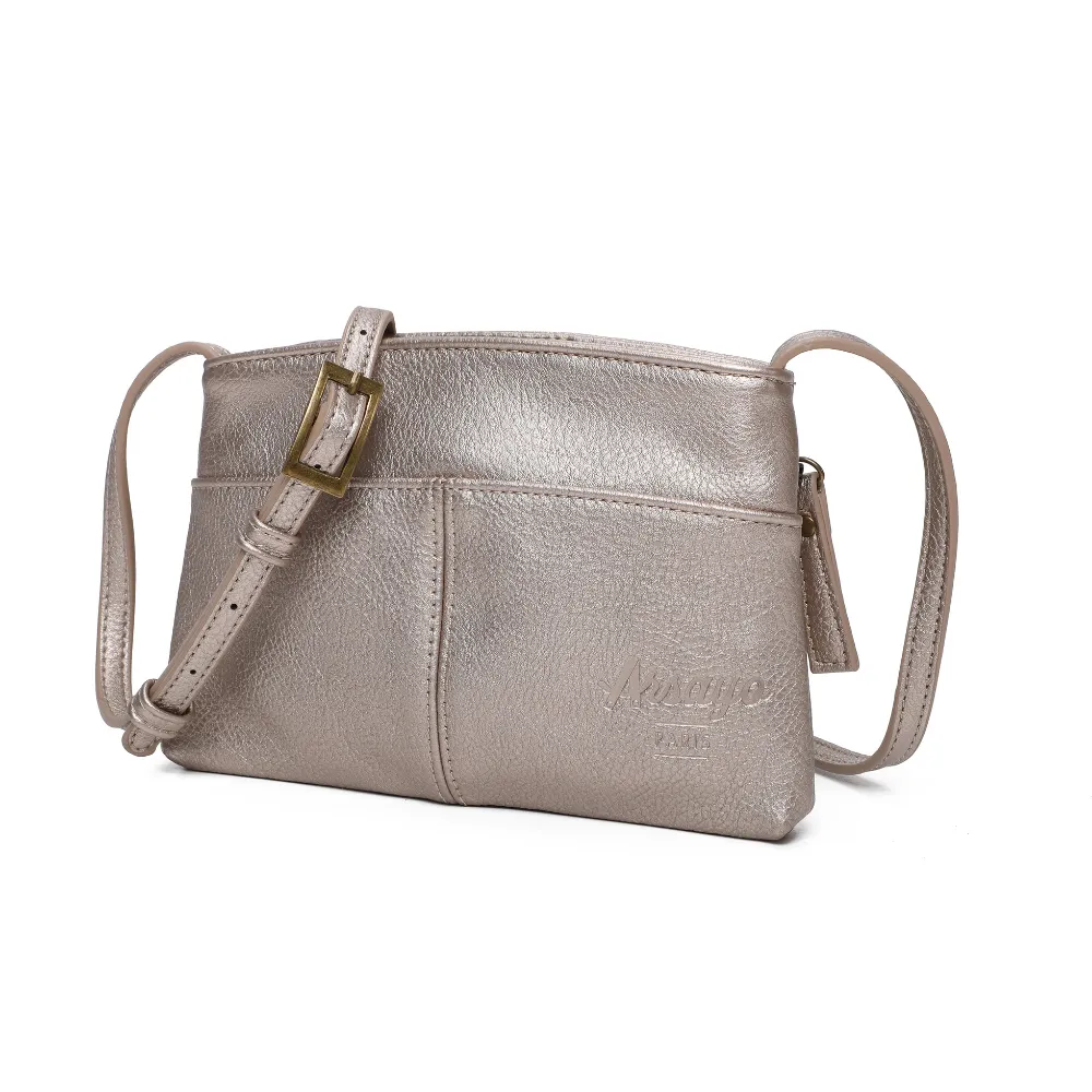 Shoulder pouch