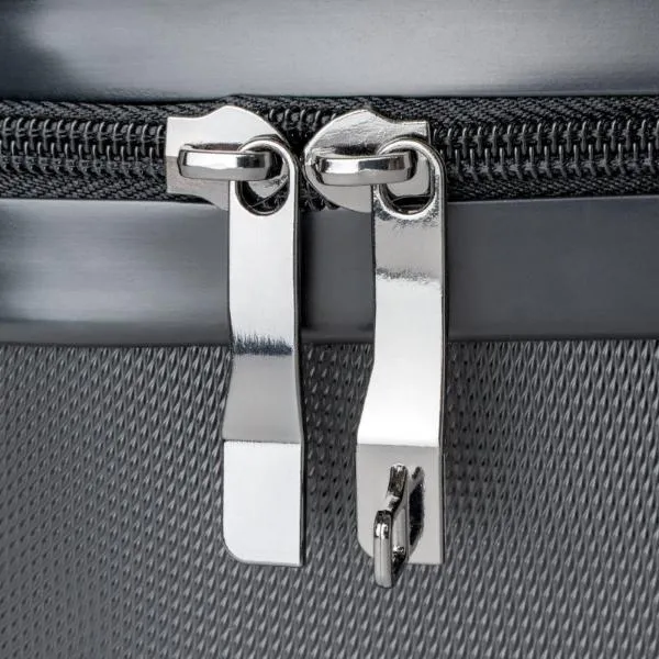 Sunset Imprint 8-Wheel Spinner Suitcase: Travel in Style