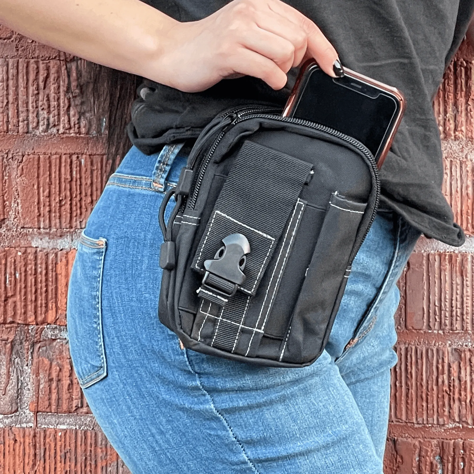 TrailVault MOLLE Tactical Waist Pack – Compact Carry for Mission-Ready Mobility