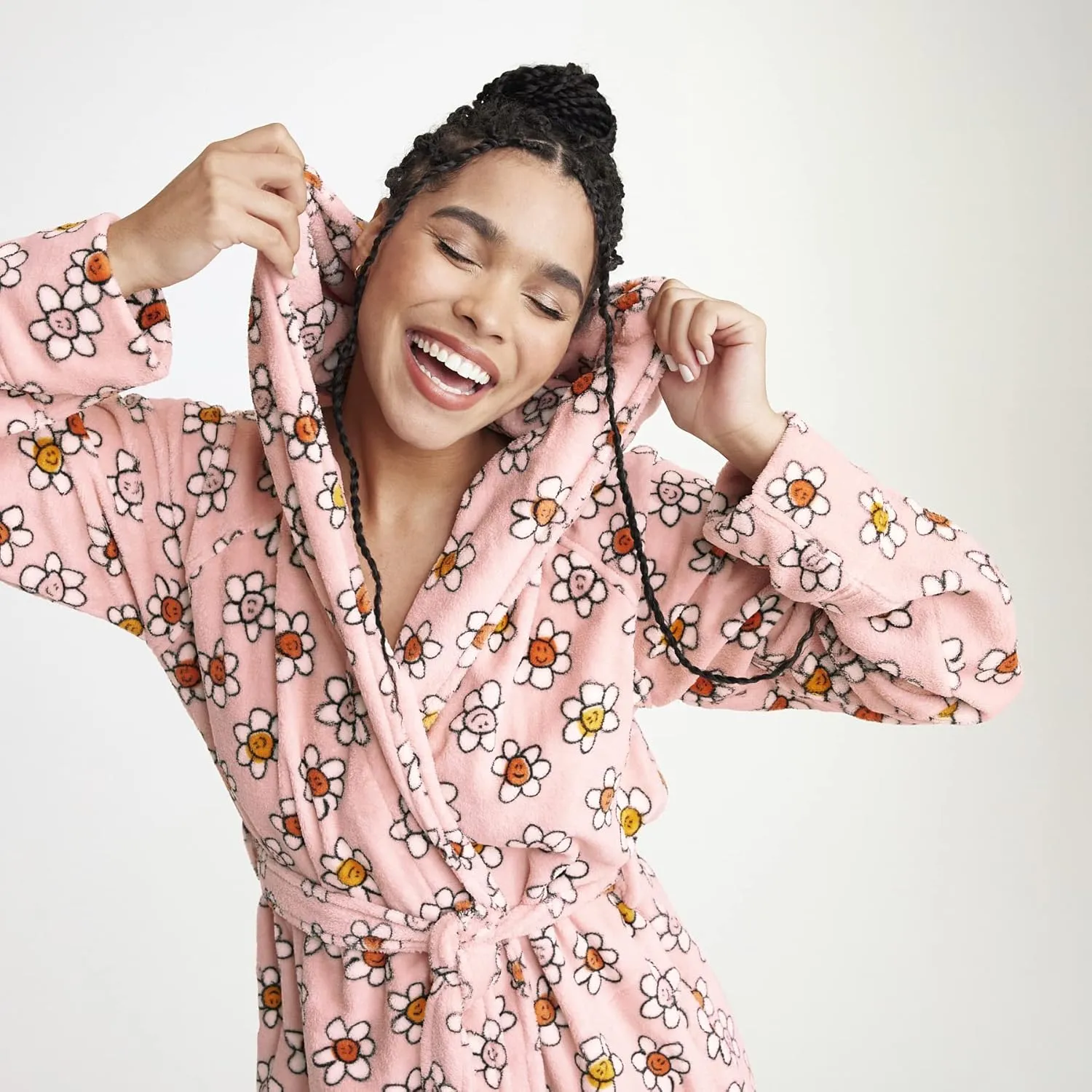Vera Bradley Women's Lightweight Fleece Robe (Extended Size Range)
