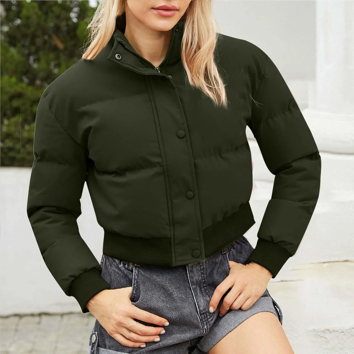 Women's Crop Puffer Vest Sleeveless Winter Cropped Stand Collar Warm Padded Puffer Jacket Lightweight Y2k with Pocket